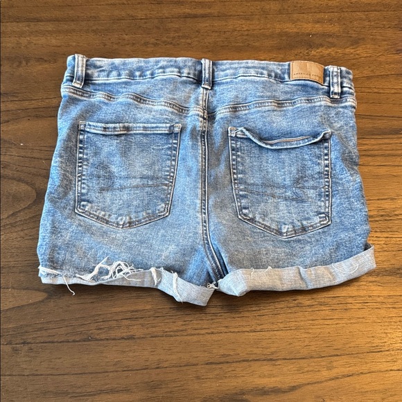 American Eagle Outfitters Next Level Curvy Hi-Rise Shortie Shorts - Picture 4 of 4